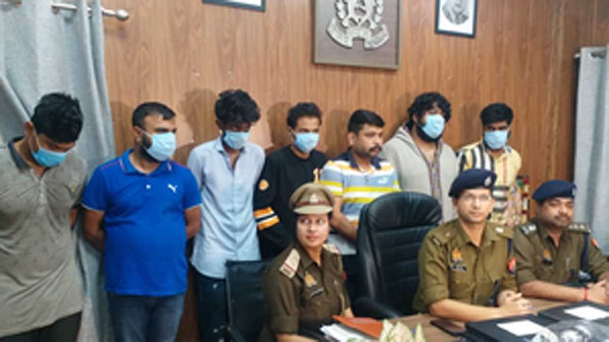 अमेरिकी नागरिकों से साइबर ठगी करने वाले कॉल सेंटर का पर्दाफाश, 7 आरोपी गिरफ्तार